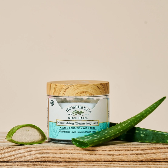 Nourishing Witch Hazel Cleansing Pads - View 4