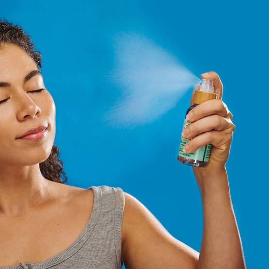 Nourishing Toner Mist: Alcohol-Free Toner + Aloe - View 4